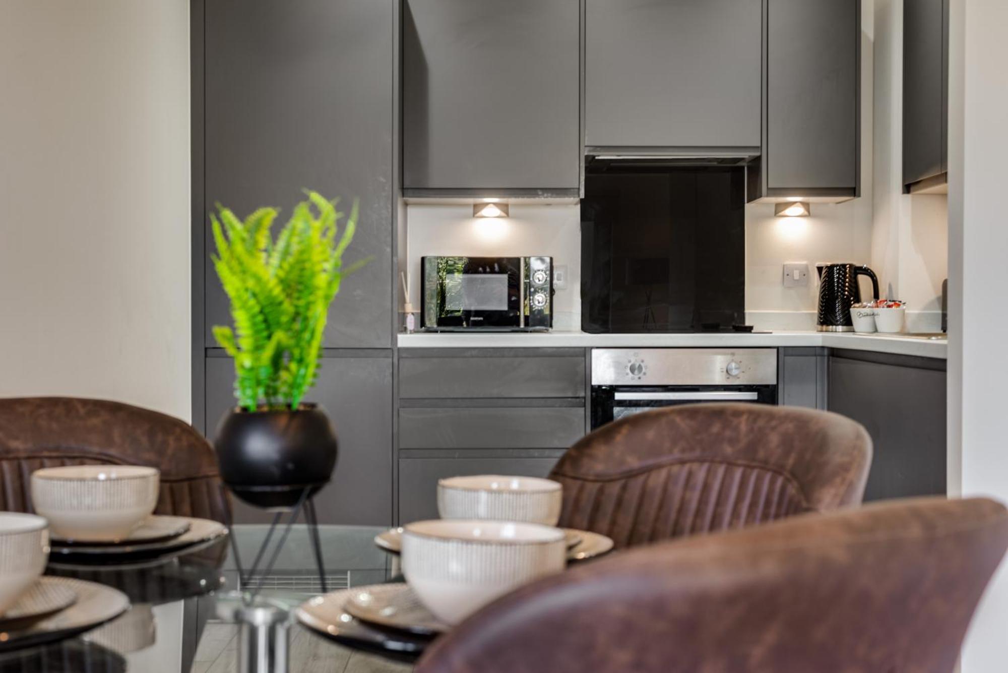 Huge Long Stay Offers! Lux City-Edge Stay! Perfect For Business & Leisure Liverpool Exterior foto